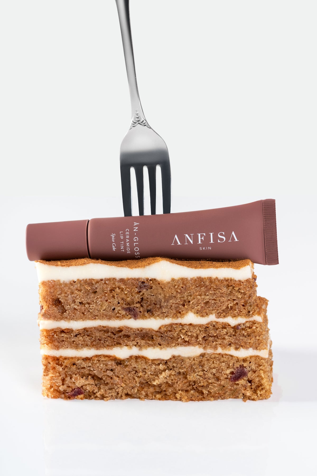 AN-GLOSS in Spice Cake