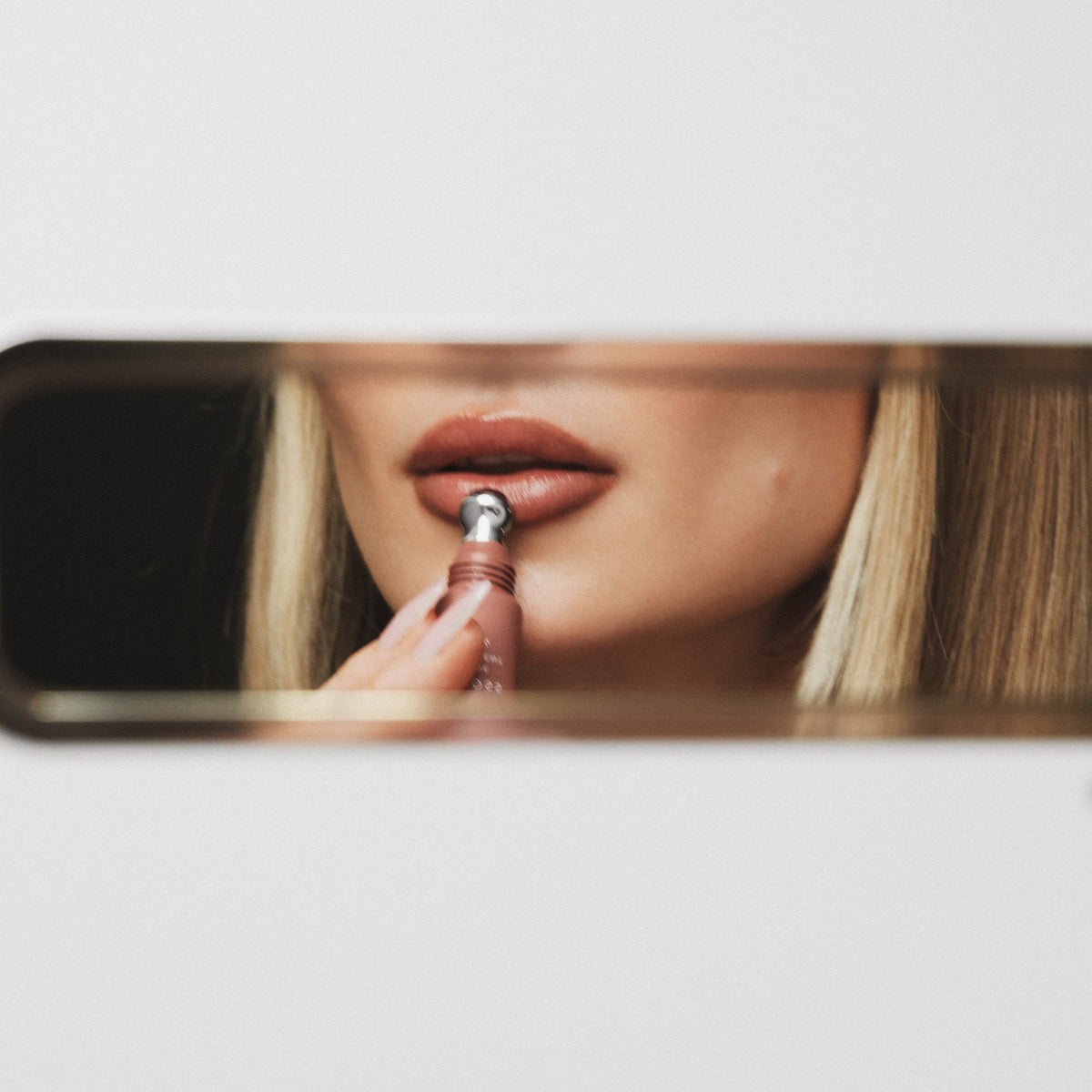 AN-GLOSS in Spice Cake